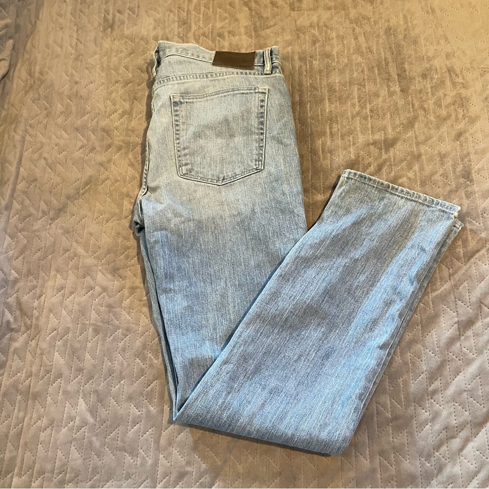 Vince VM 212 slim jeans mens 36x33 pre-owned condition - Picture 3 of 16